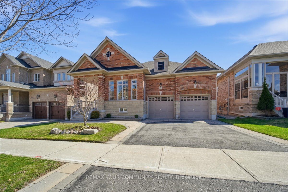 51 Tonner Crescent, Aurora, ON, L4G 0G6 photo 2