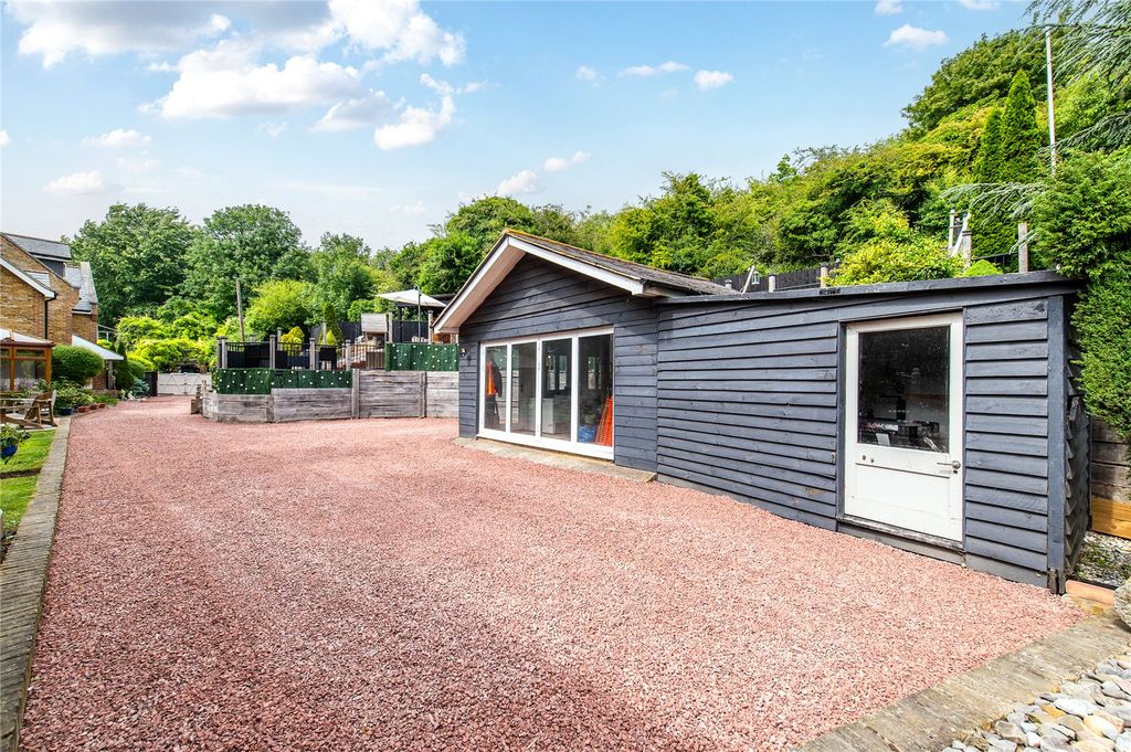 Additional image 17 of 5 bed detached house for saleNashenden Lane, Rochester, Kent ME1