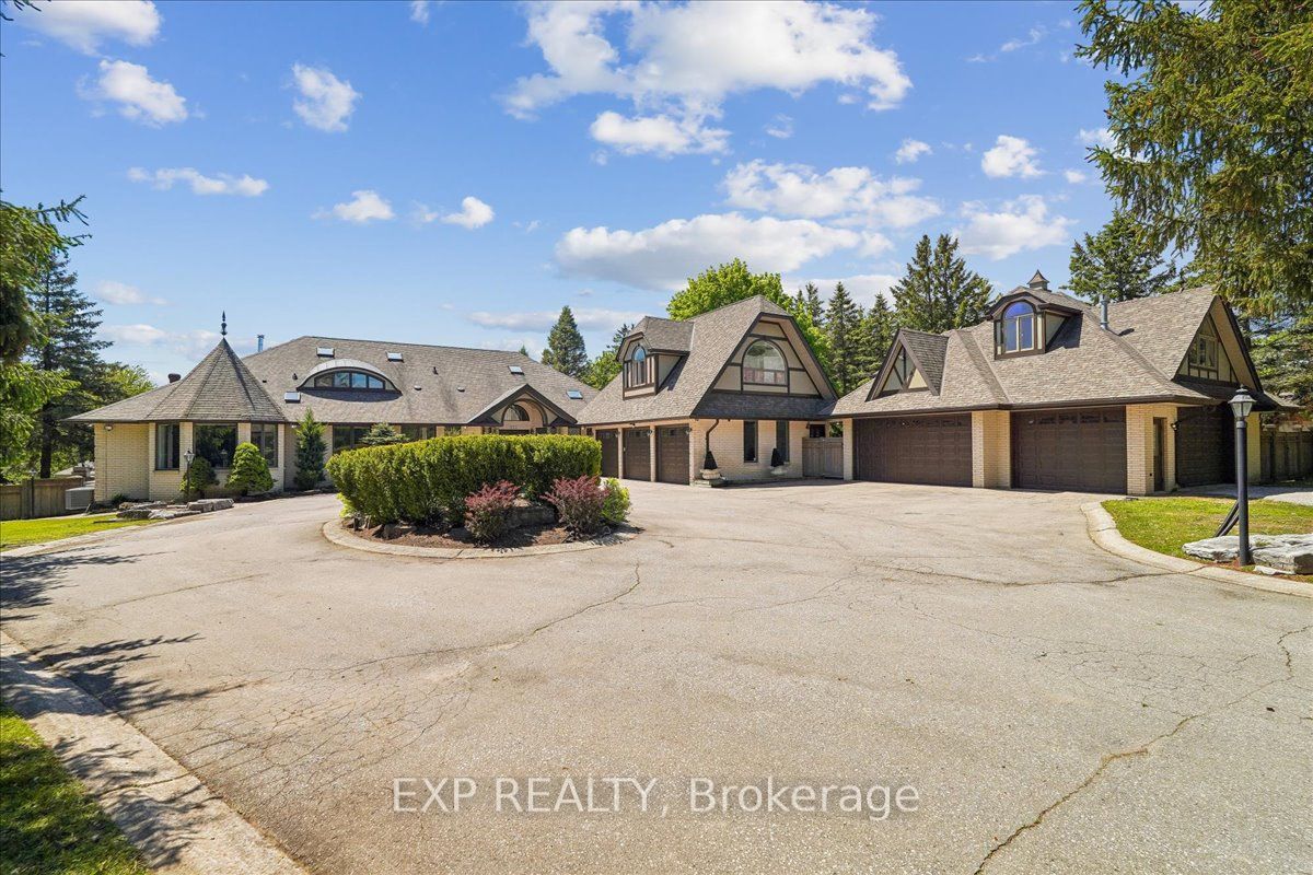 332 Burns Boulevard, King, ON, L7B 1E1