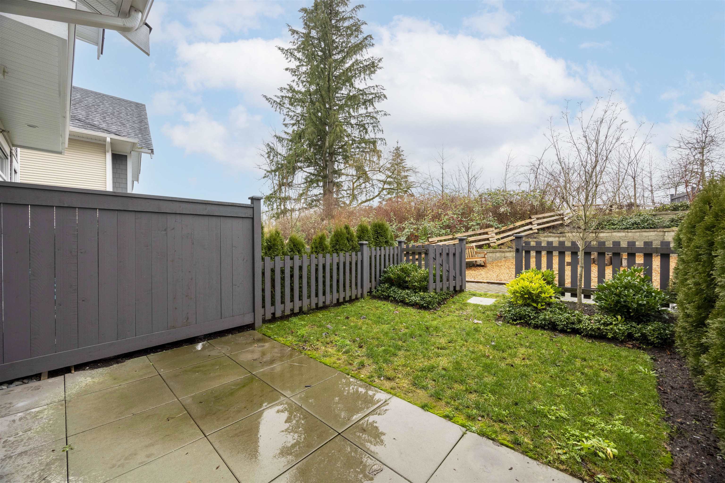 Additional image 4 of 1060-11280 Pazarena Place, Maple Ridge, BC, V2X 9H8