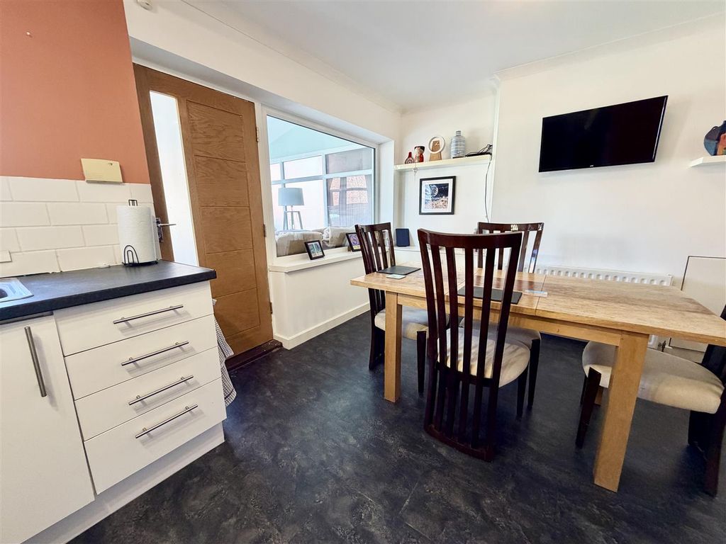 Additional image 5 of 3 bed end terrace house for saleBarleyhill Road, Garforth, Leeds LS25