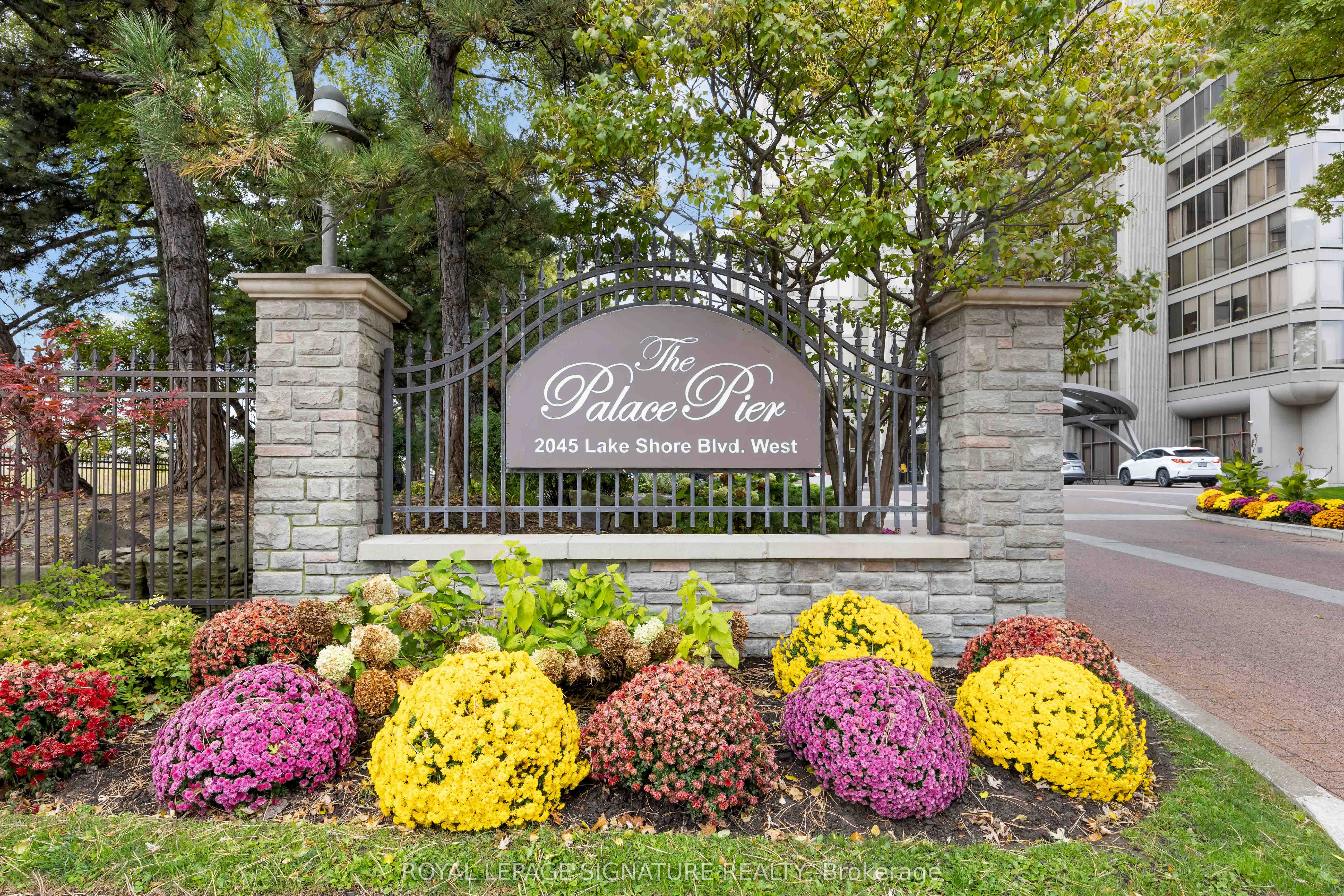 2904-2045 Lake Shore Boulevard W, Toronto, ON, M8V 2Z6