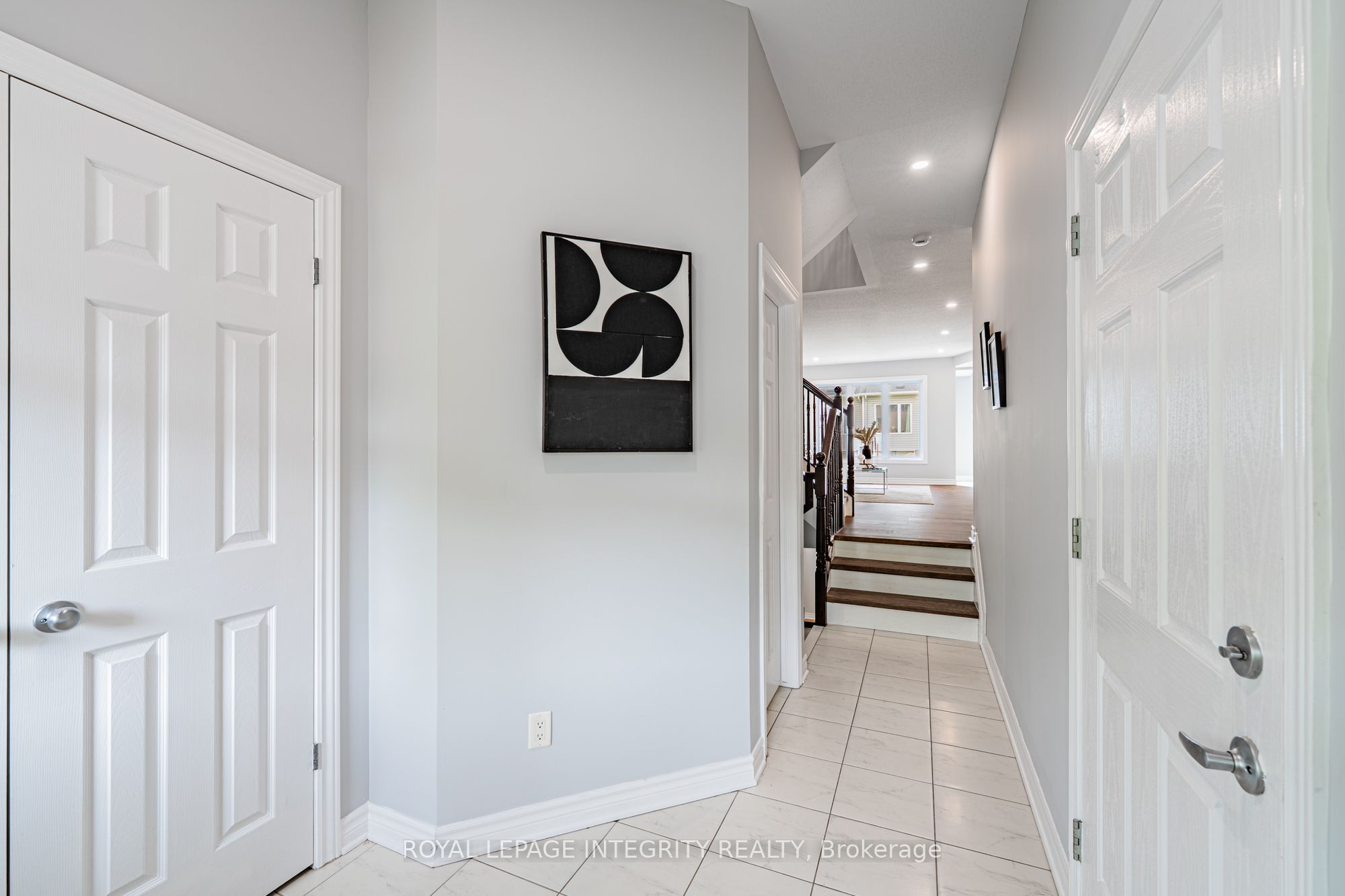132 Mancini Way E, Ottawa, ON, K2J 3V1 photo 4