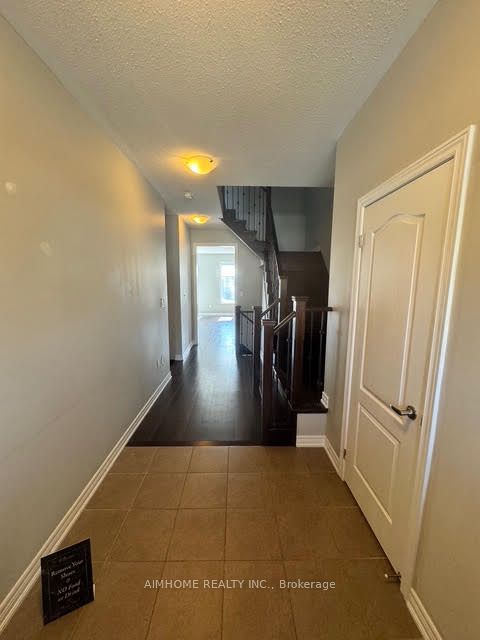 Additional image 2 of 119 Rothwell Street, Aurora, ON, L4G 0V8