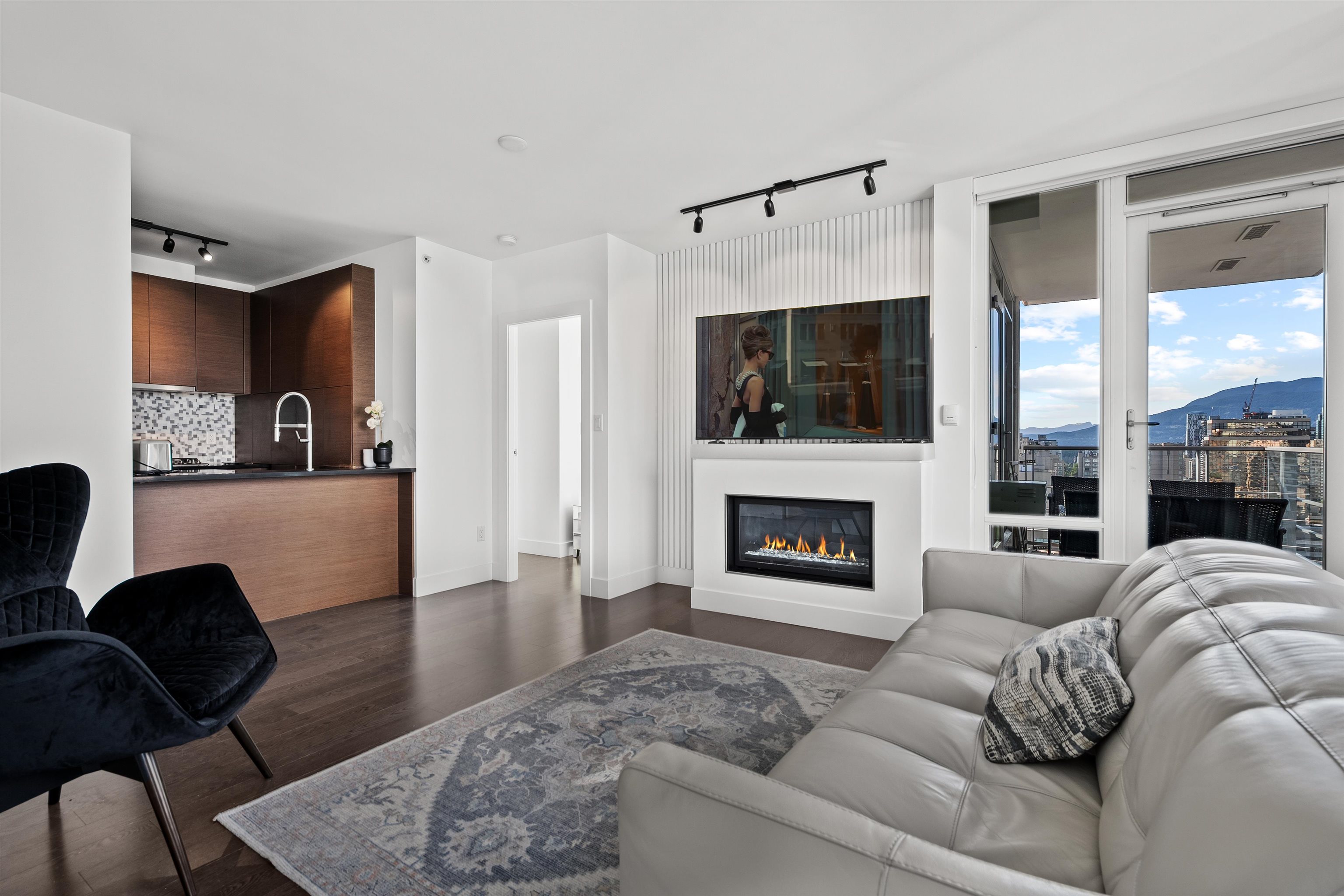 Additional image 3 of 2504-565 Smithe Street, Vancouver, BC, V6B 0E4