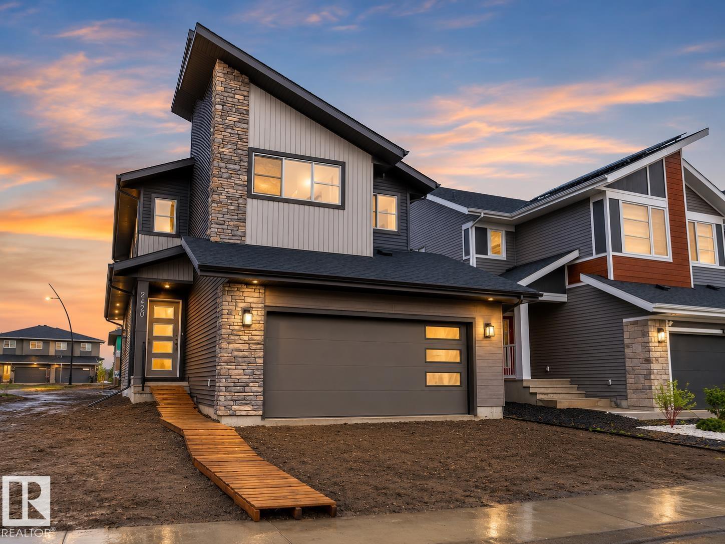 2420 205 Street NW, Edmonton, AB, T6M1N6
