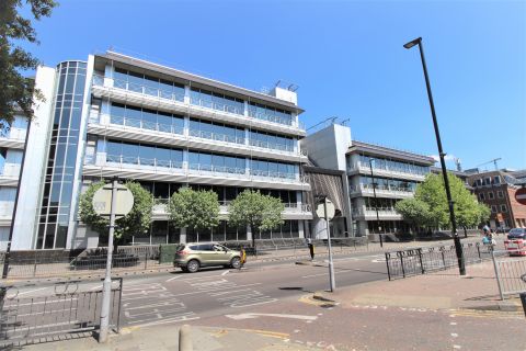 Staines Road, Hounslow TW3, Studio to rent