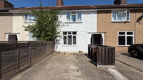 Osborne Square, Dagenham RM9