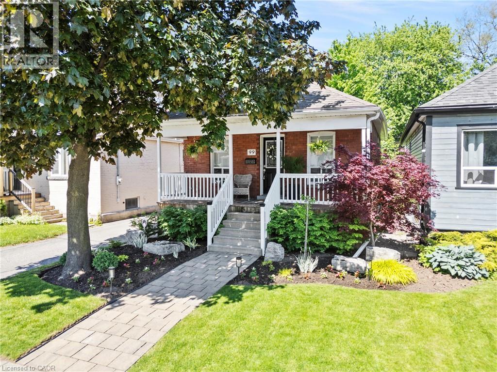 99 Edgemont Street N, Hamilton, ON, L8H 4C9