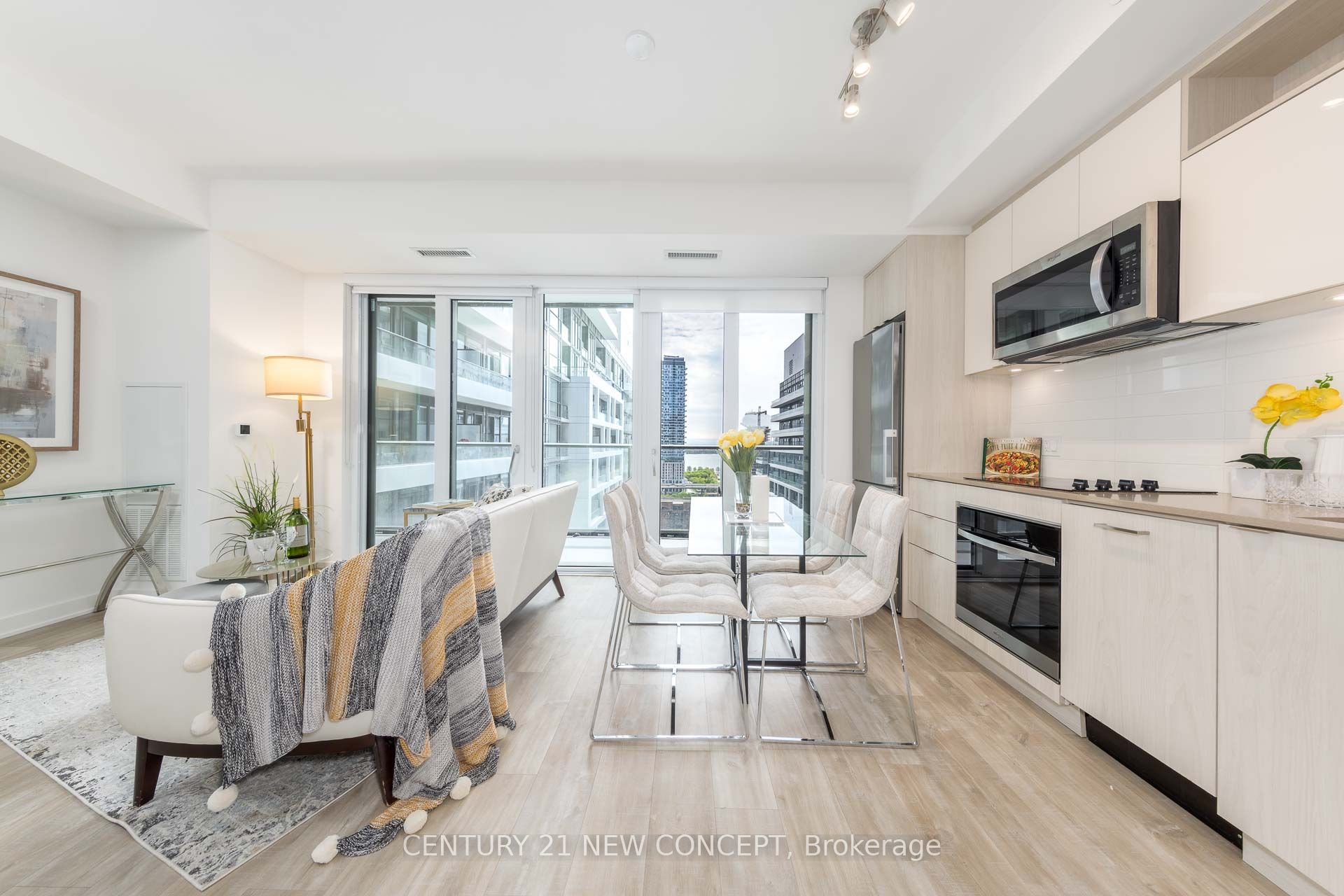 1631-135 Lower Sherbourne Street, Toronto, ON, M5A 1Y4 photo 2