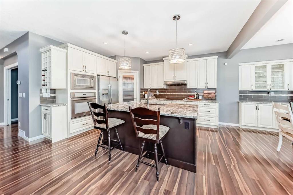 Additional image 5 of 71 Hillcrest Street SW, Airdrie, AB, T4B 0Y7