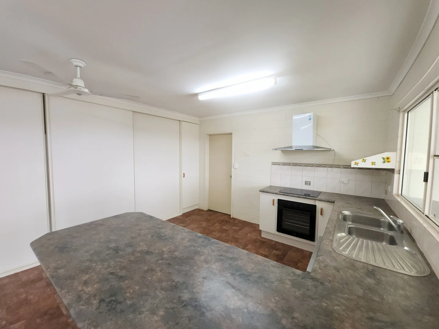 Atherton QLD 4883 photo 3