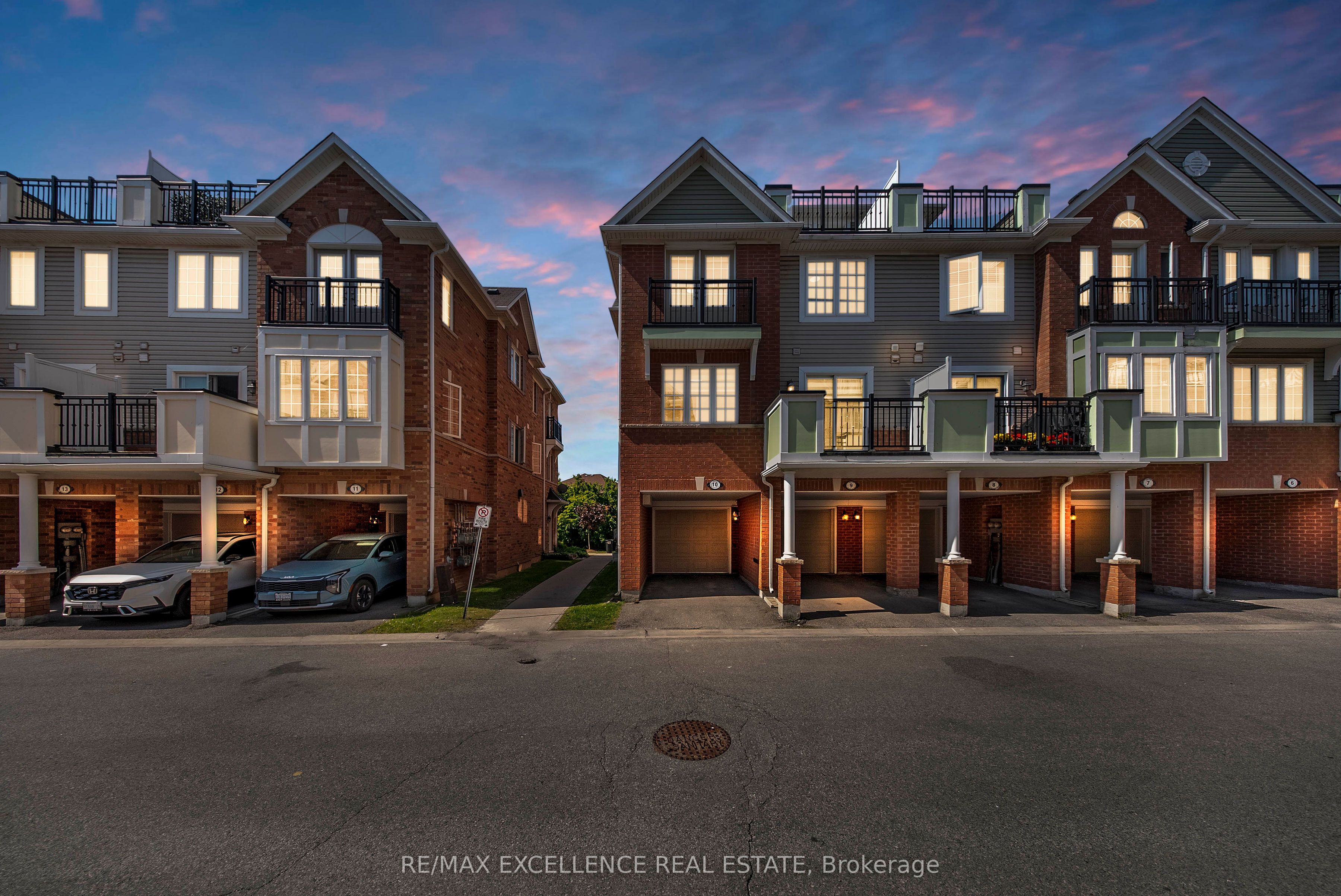 10-2614 Dashwood Drive, Oakville, ON, L6M 0K5