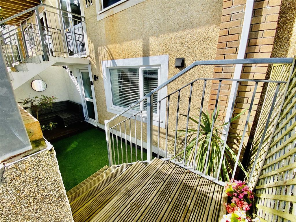 Additional image 30 of 5 bed town house for saleVictoria Parade, Pwllheli LL53