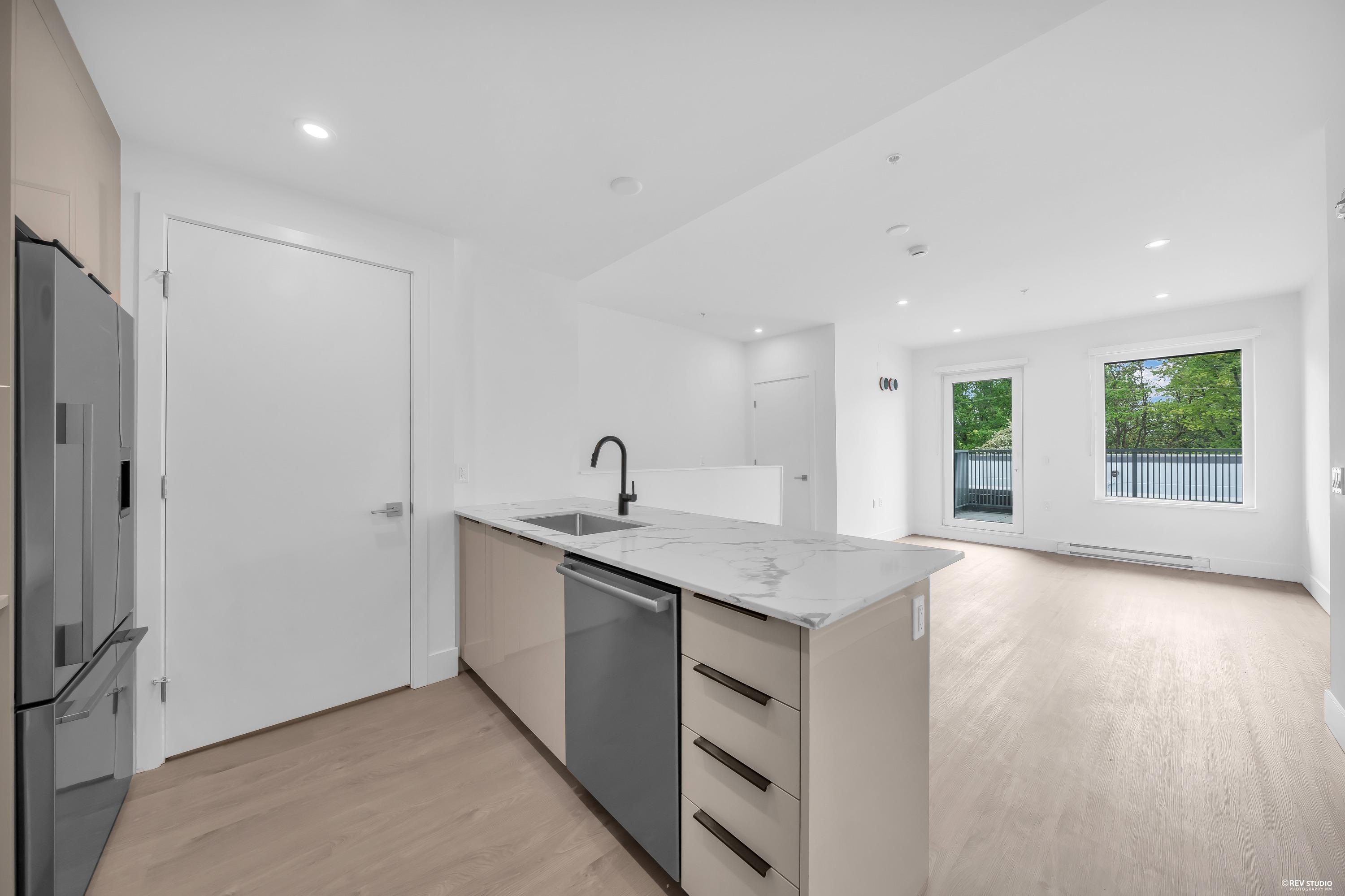 315-2250 1st Avenue E, Vancouver, BC, V5N 1B6 photo 3