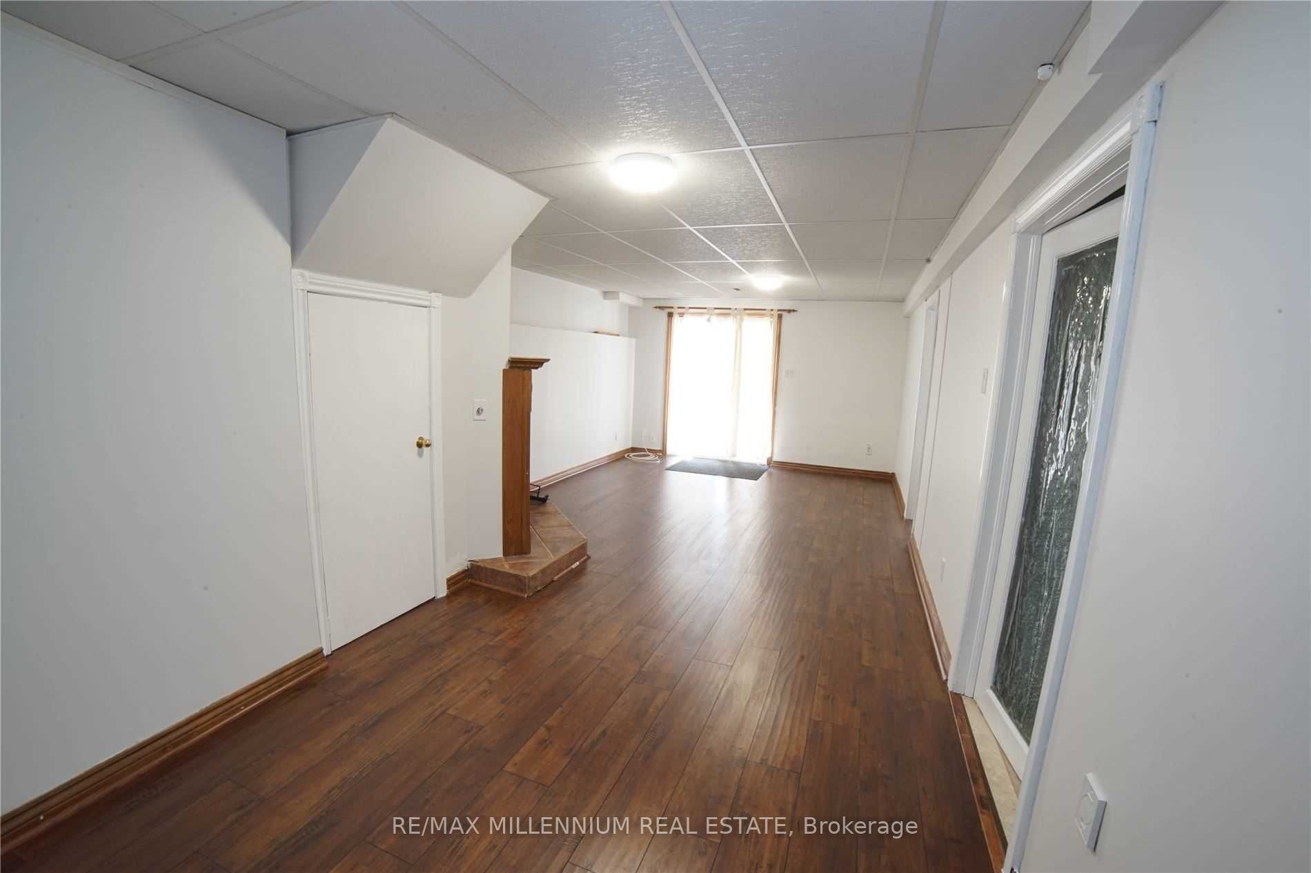 8 Dalzell Avenue, Brampton, ON, L6Z 2C5 photo 4