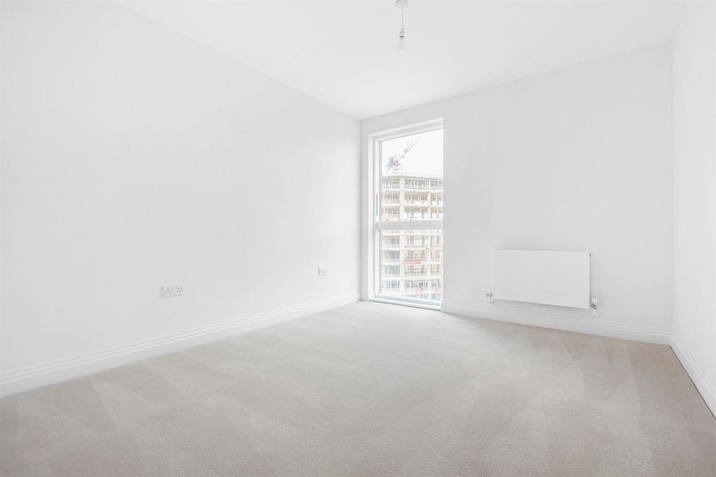 Additional image 9 of 2 bed flat for saleCarraway Street, Reading RG1
