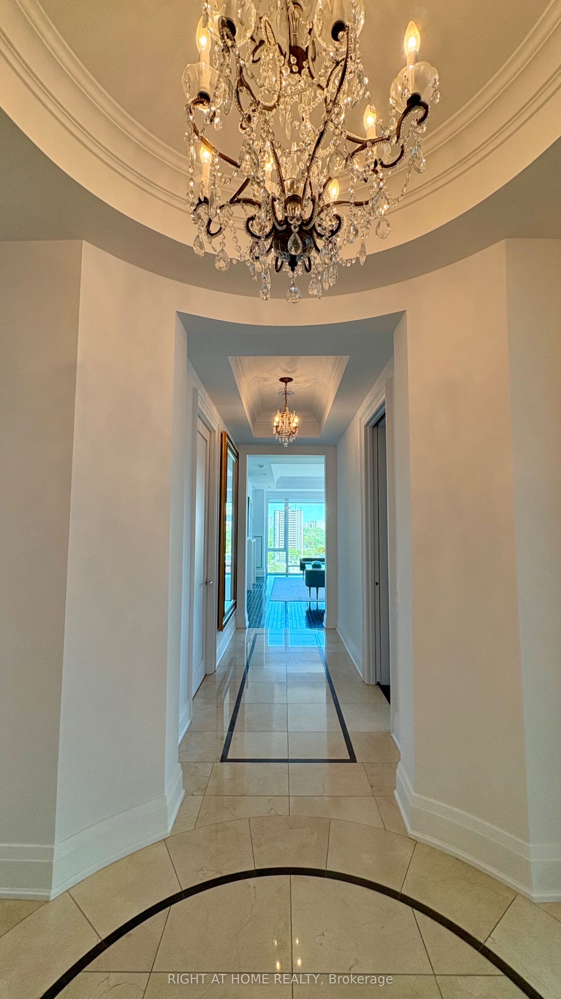 1402-80 Yorkville Avenue, Toronto, ON, M5R 2C2 photo 5