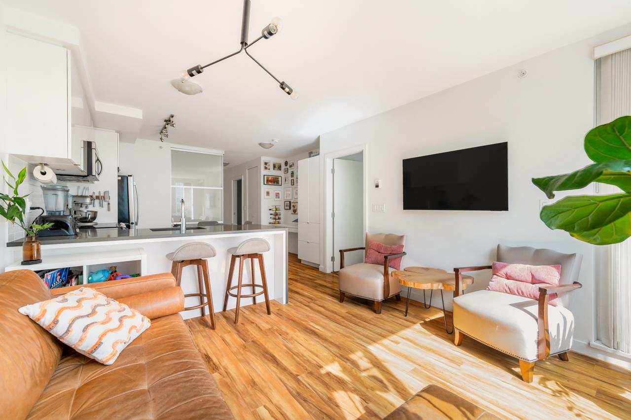 Additional image 3 of 203-289 6th Avenue E, Vancouver, BC, V5T 0E9