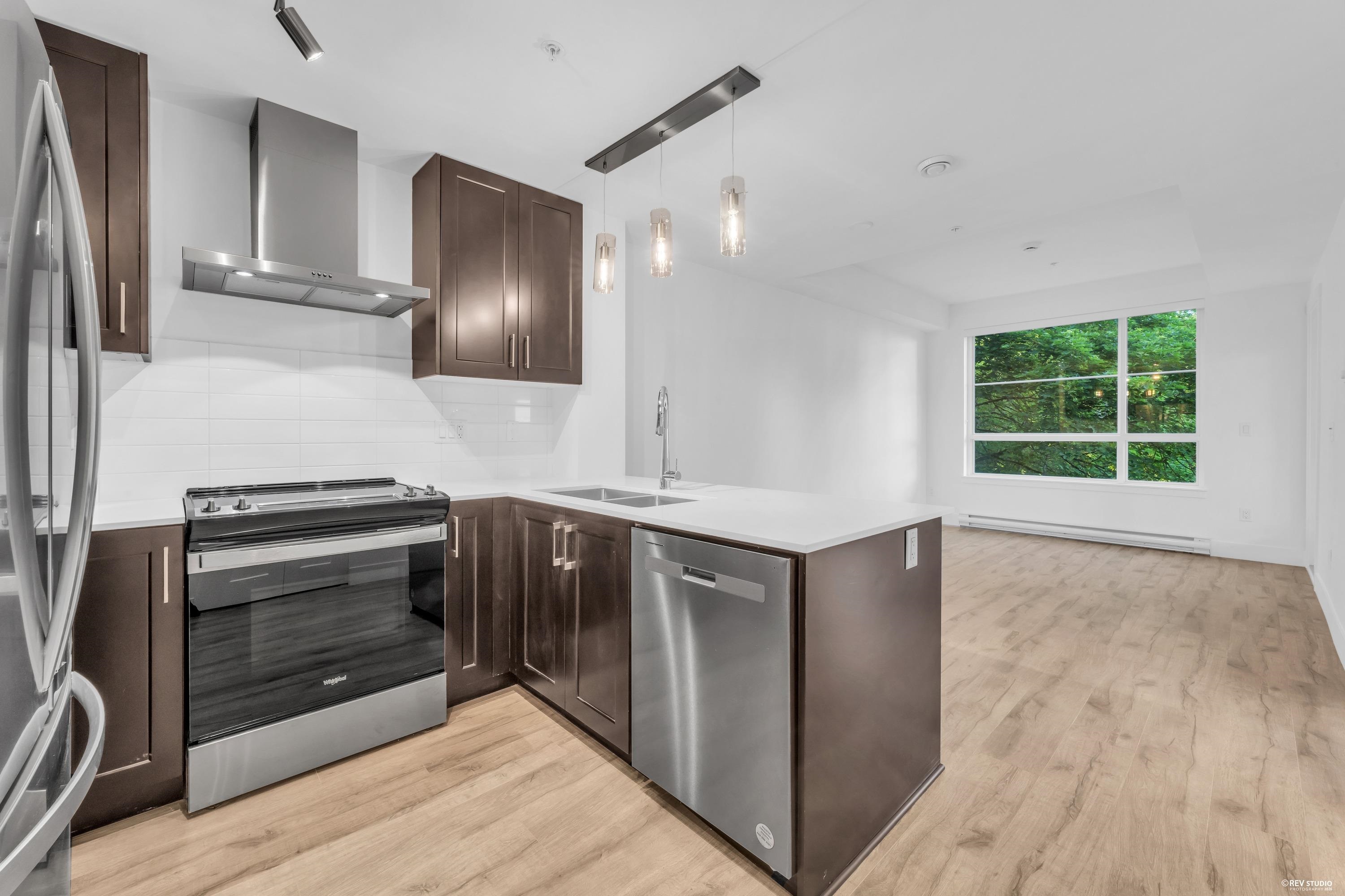 Additional image 2 of 310-6338 King George Boulevard, Surrey, BC, V3X 0L5