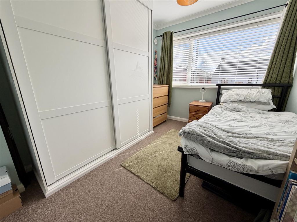 Additional image 13 of 3 bed end terrace house for saleBarleyhill Road, Garforth, Leeds LS25