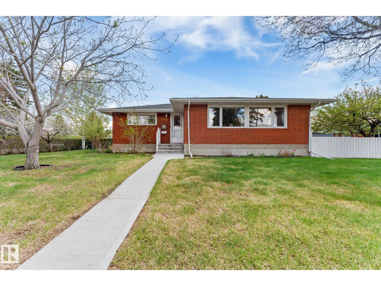 4719 117a Street NW, Edmonton, AB, T6H0E9 photo 2