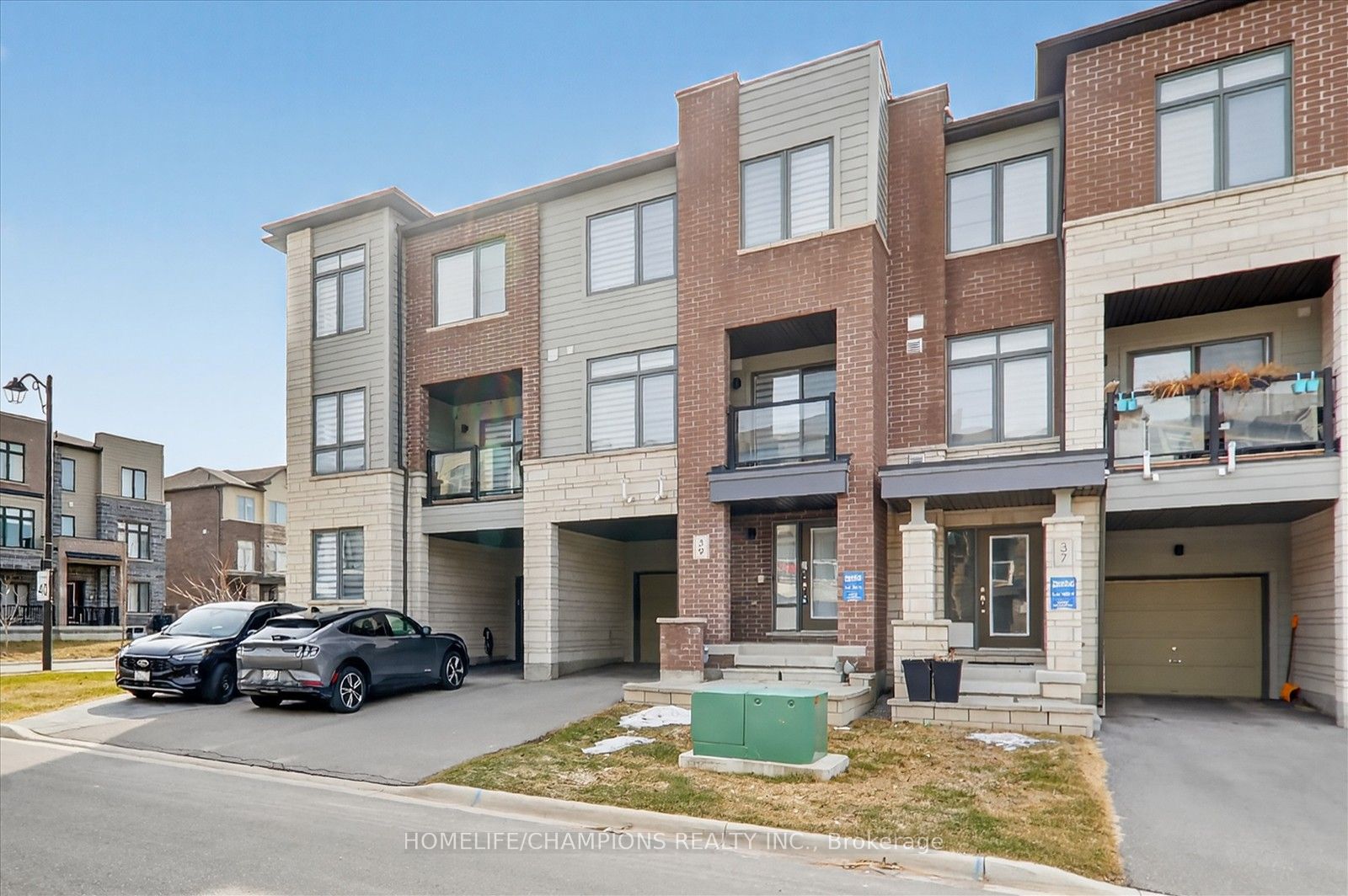 Additional image 3 of 39 Delano Way, Newmarket, ON, L3X 0L4