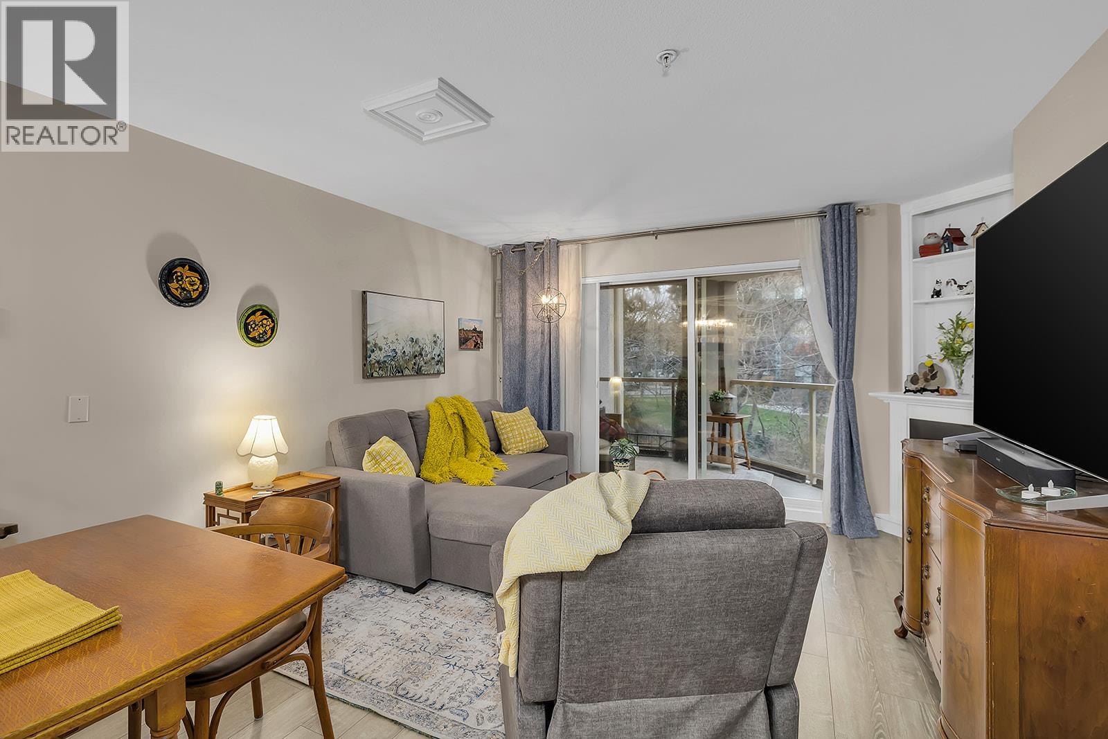 Additional image 5 of 103-1965 Pandosy Street, Kelowna, BC, V1Y1R9