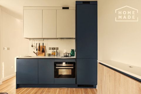 Altura 50 CR0, Studio to rent