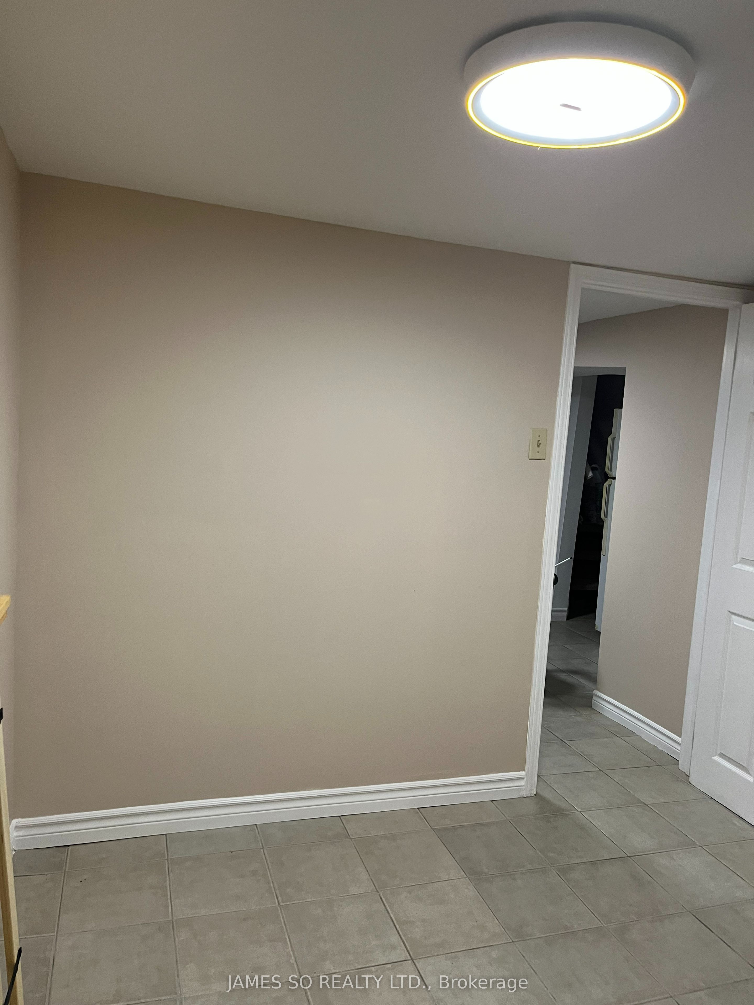 Bmst-252 Broadview Avenue, Toronto, ON, M4M 2G7 photo 4