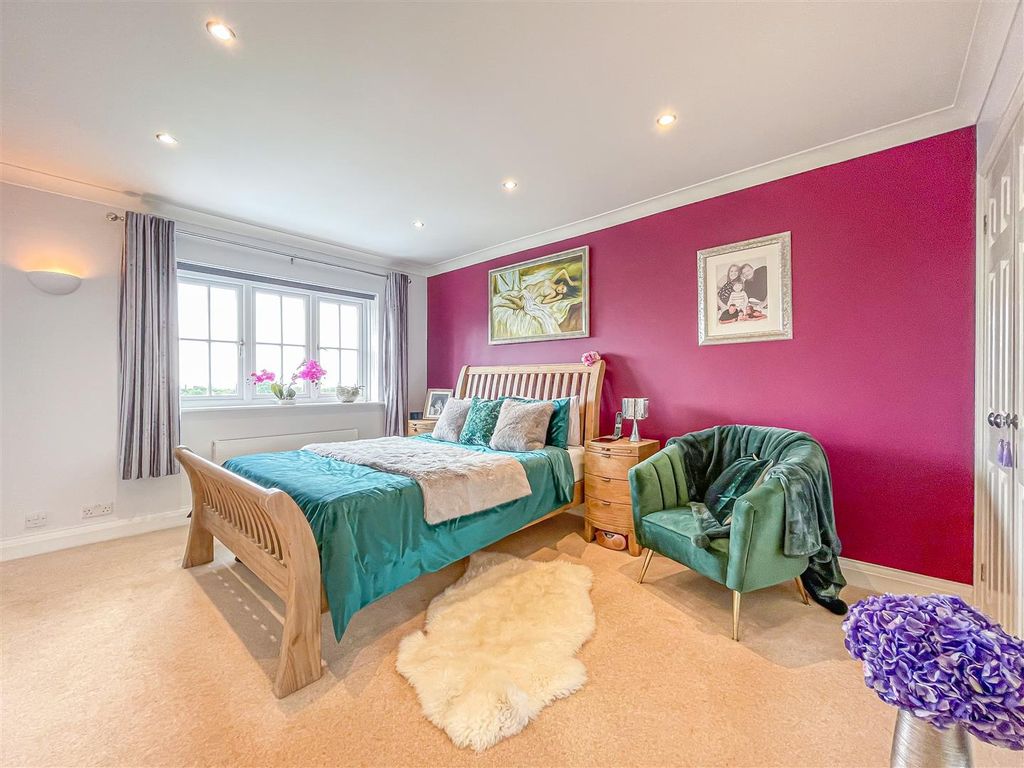 Additional image 21 of 5 bed detached house for saleAshingdon Heights, Rochford SS4