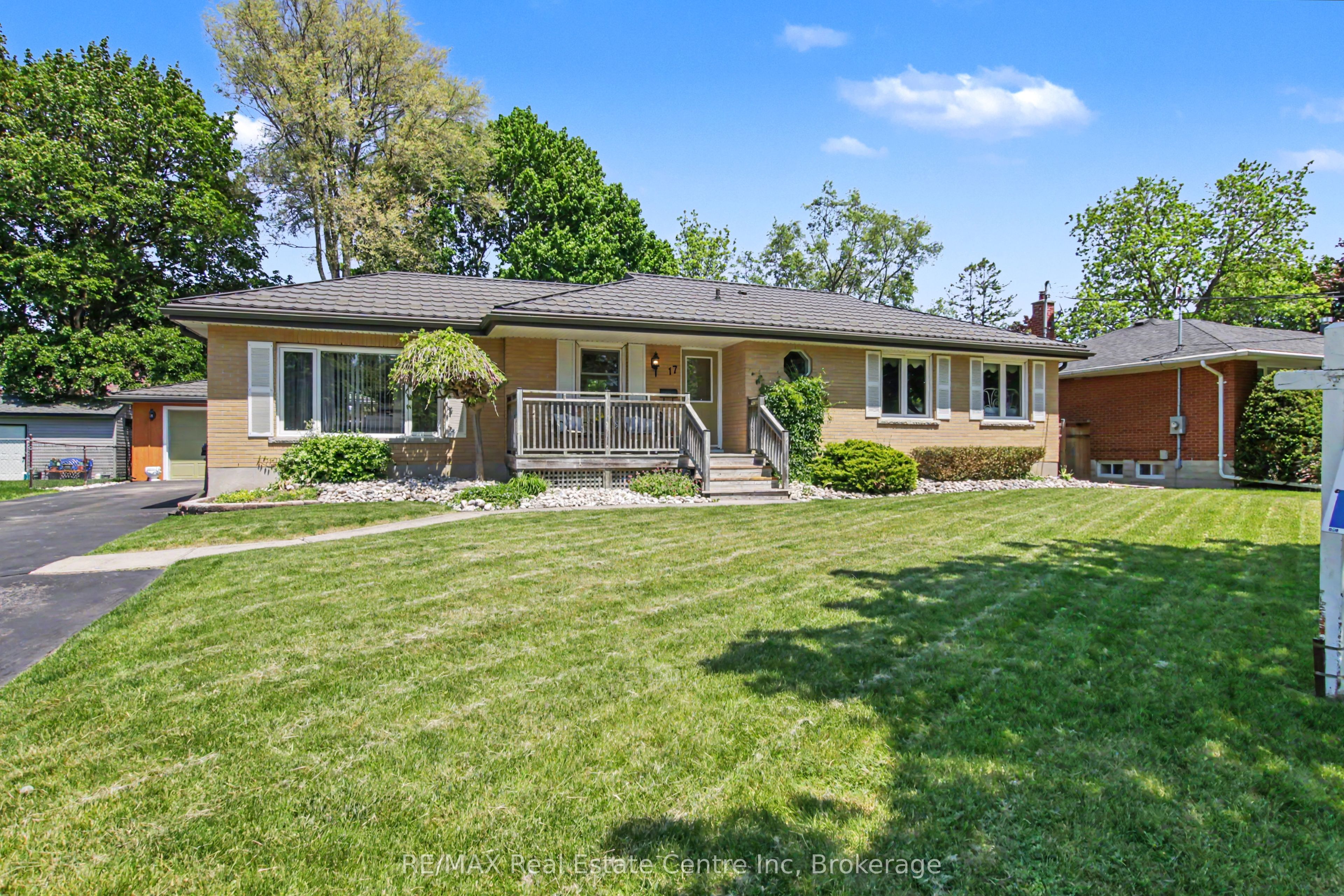 17 Campion Avenue, Guelph, ON, N1H 5L2