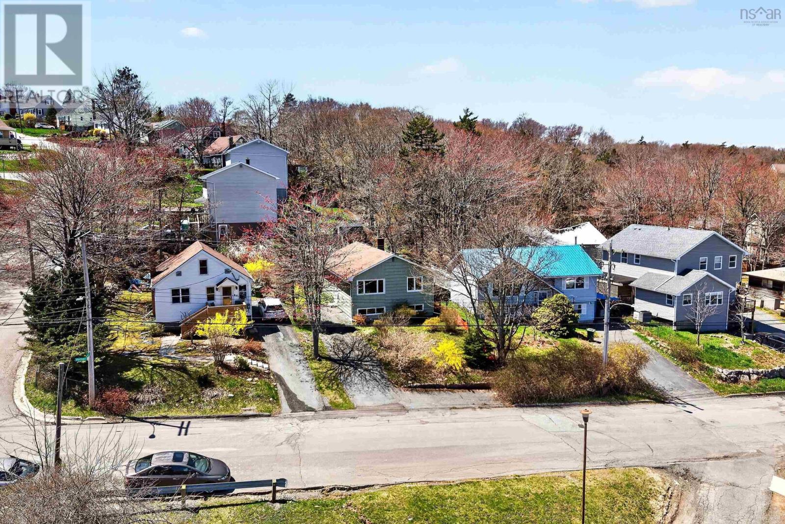 9 Kidston Road, Halifax, NS, B3R2A5 photo 2