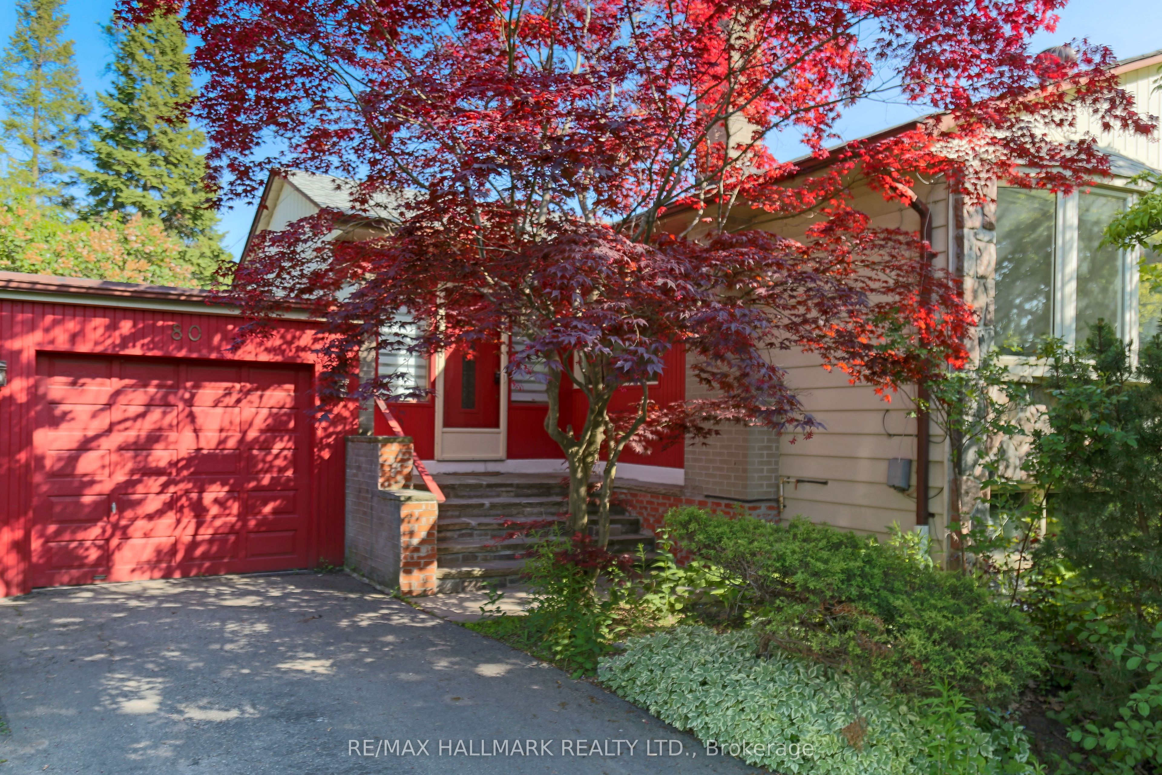 80 Berkinshaw Crescent, Toronto, ON, M3B 2T2 photo 2