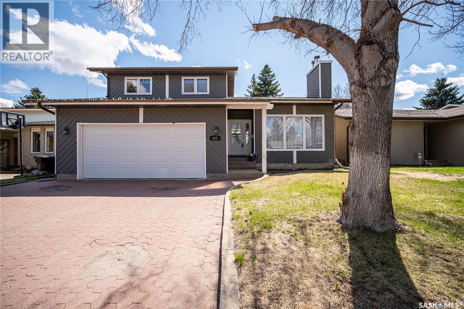 435 Christopher Road, Saskatoon, SK, S7J3S1