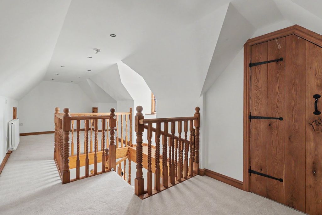 Additional image 30 of 5 bed detached house for saleShopland Hall Road, Rochford SS4