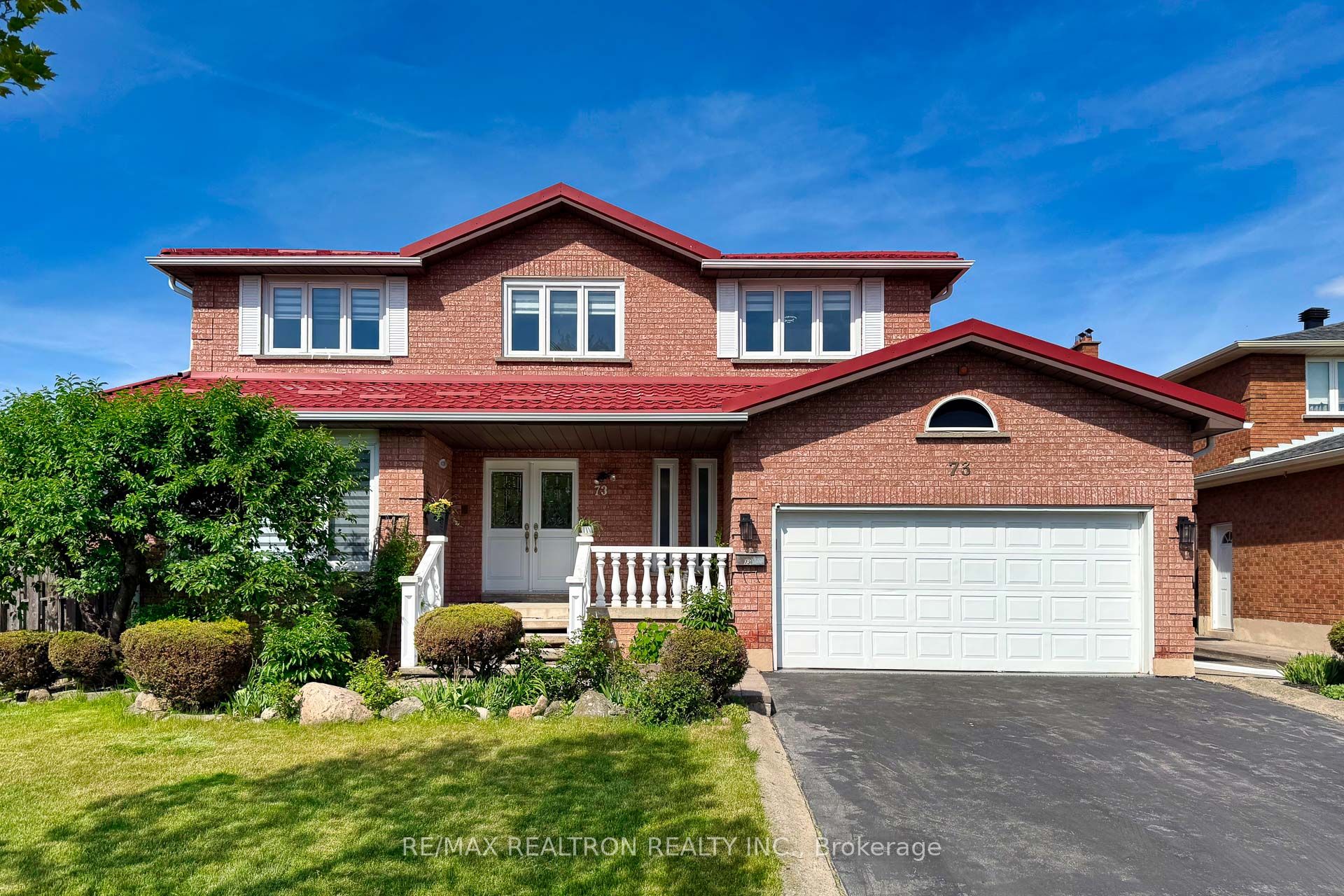 73 Saddle Tree Crescent, Vaughan, ON, L4L 3X4