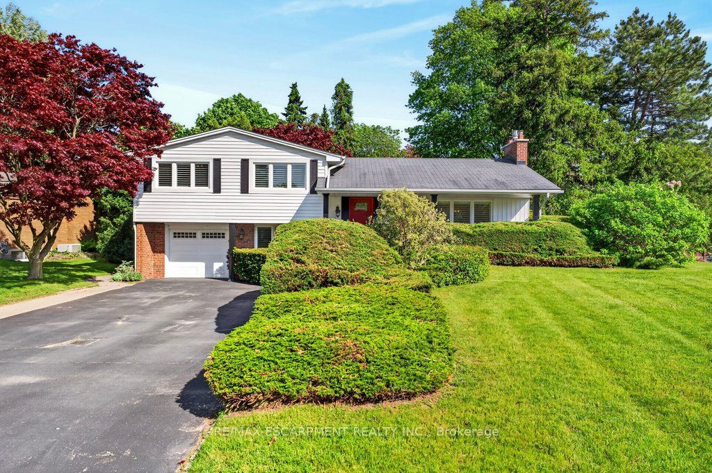 4008 Apple Valley Lane, Burlington, ON, L7L 1E7