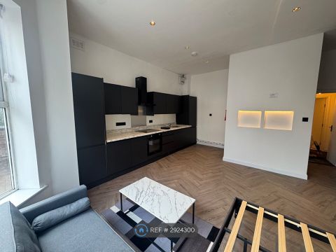 Middleborough Road, Coventry CV1, Studio to rent