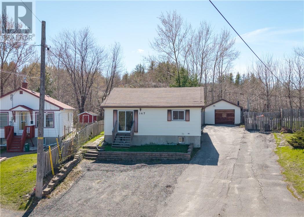 147 Walter Avenue, Sudbury, ON, P3C3B2