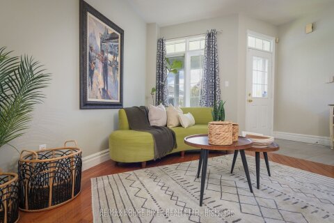 Additional image 8 of 433 Woodsmere Crescent, Pickering, ON, L1V 7A4