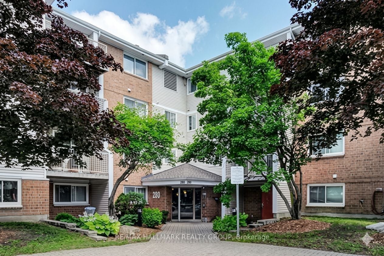 406-280 Brittany Drive, Ottawa, ON, K1K 4M4