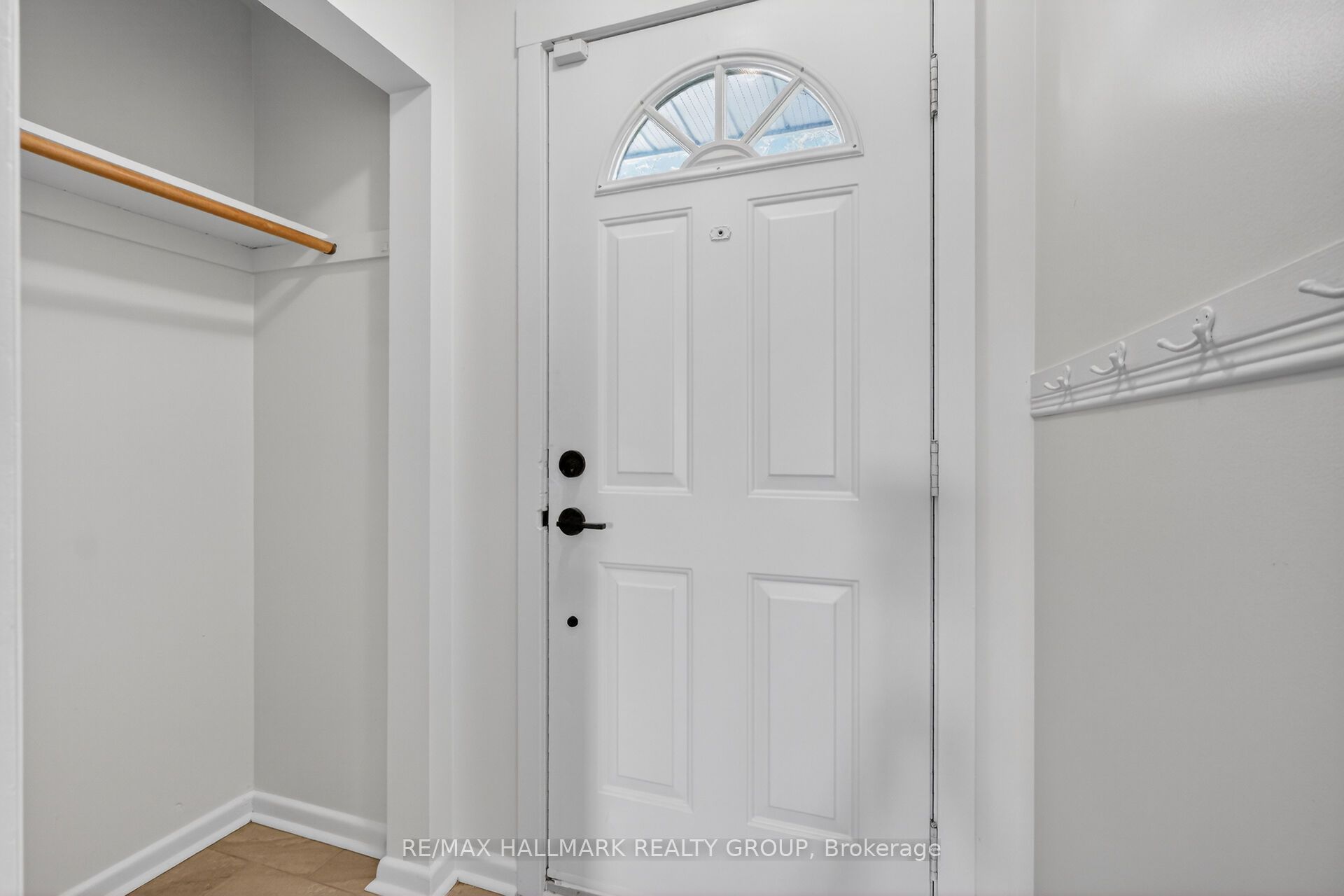 Additional image 5 of 1286 Bonnie Crescent, Ottawa, ON, K2C 2A2