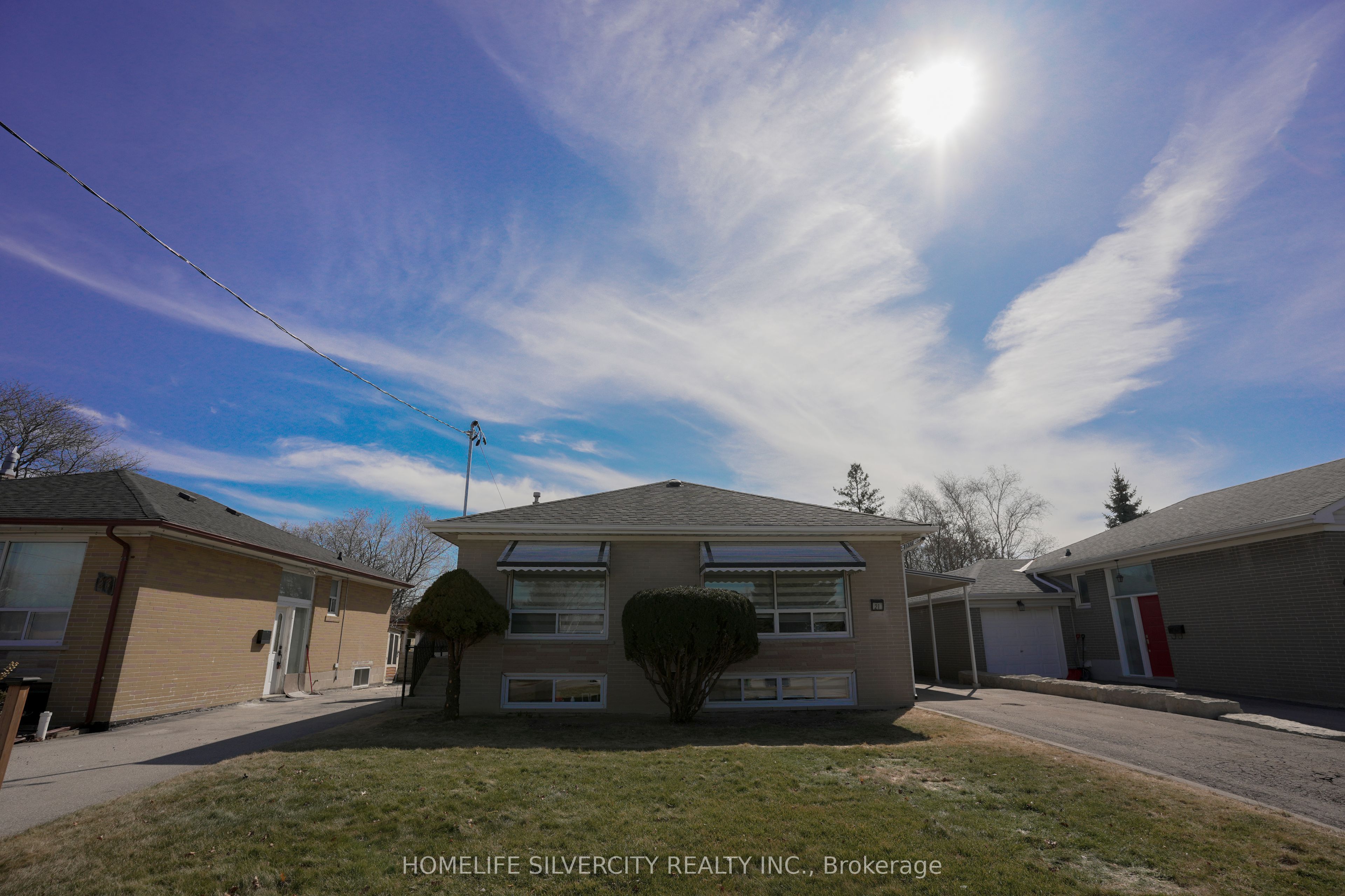 Additional image 3 of 21 Billcar Road, Toronto, ON, M9W 4P5