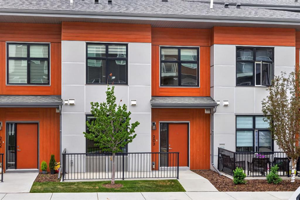 203-400 Belmont Street SW, Calgary, AB, T2X4C1