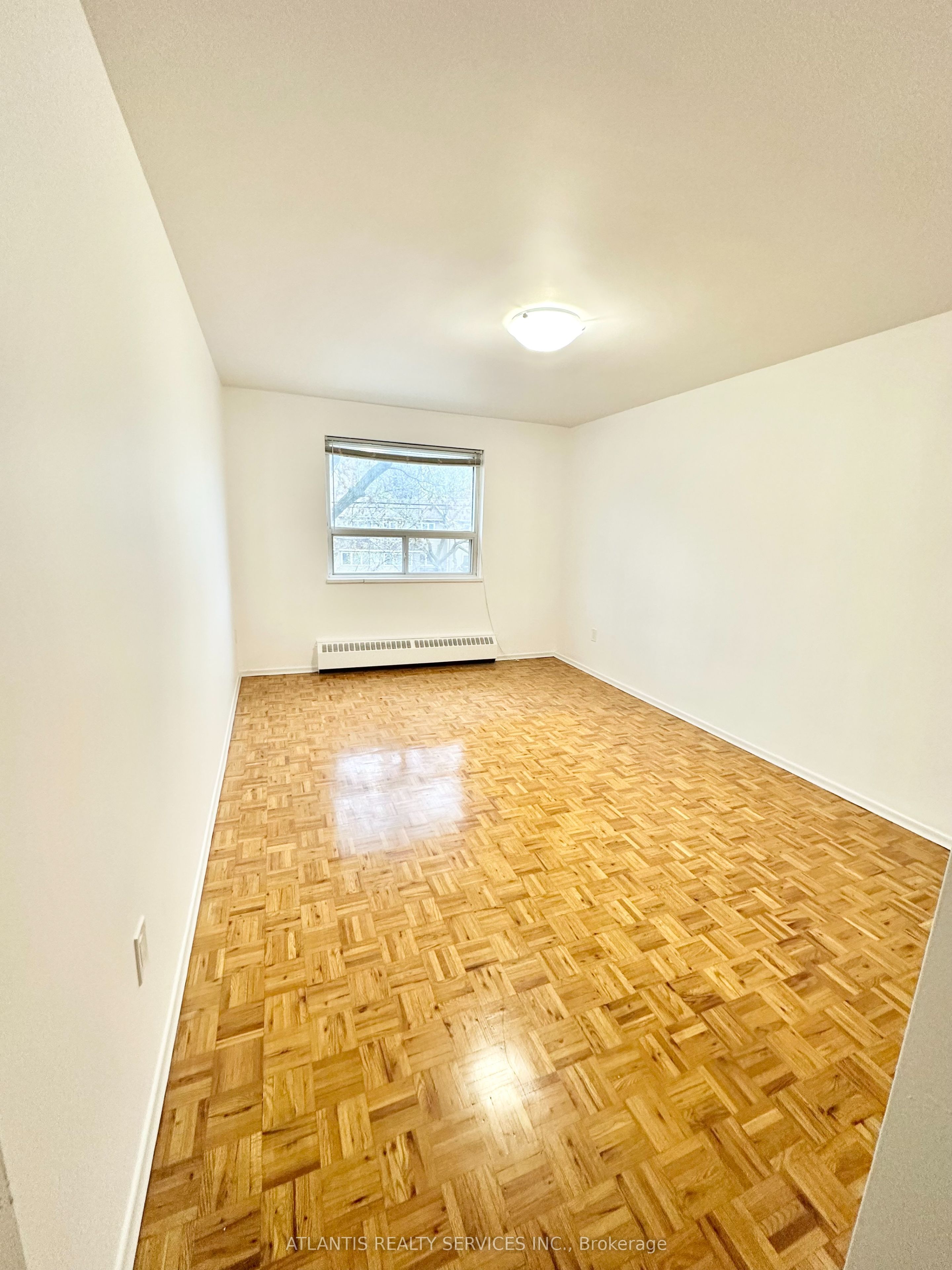 Additional image 4 of 301-50 East Street, Oakville, ON, L6L 3K4