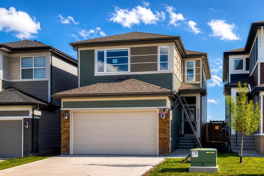 453 Corner Meadows Way NE, Calgary, AB, T3N 1Y7
