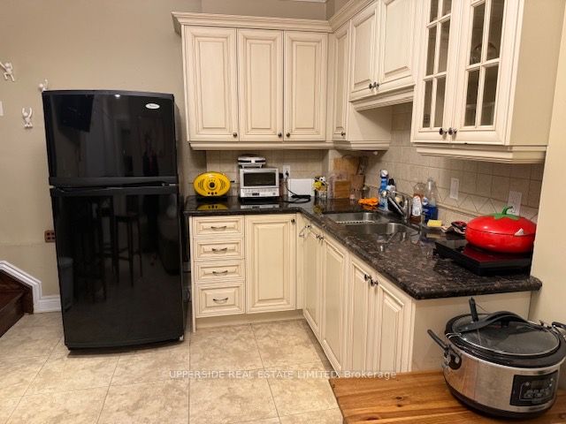 202B Finch Avenue E, Toronto, ON, M2N 4R9 photo 3