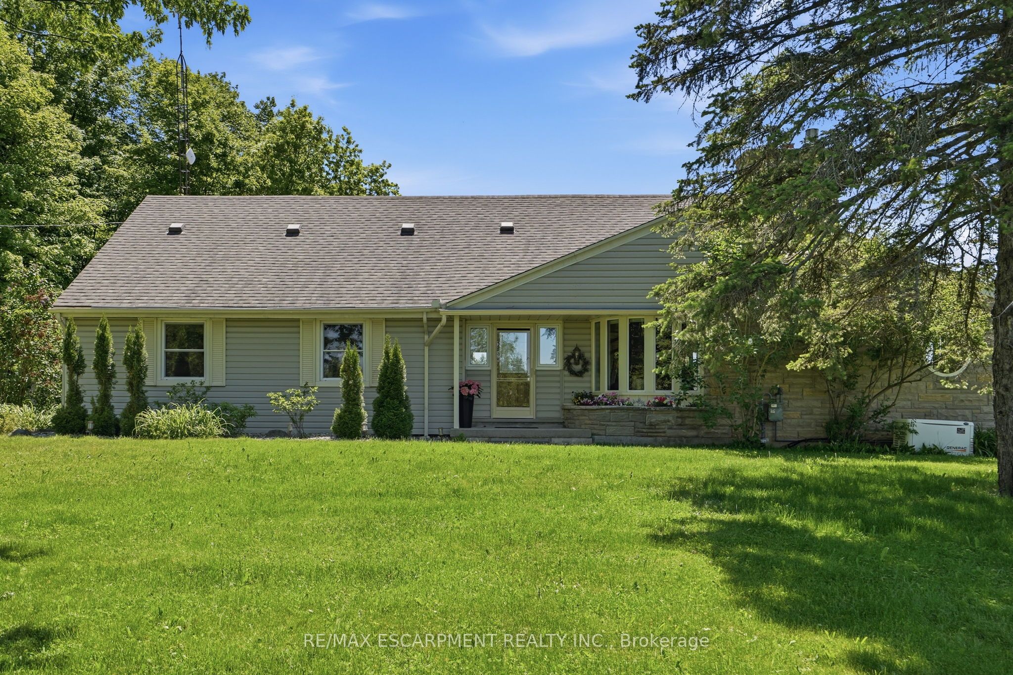 5724 Blind Line, Burlington, ON, L7P 0B2