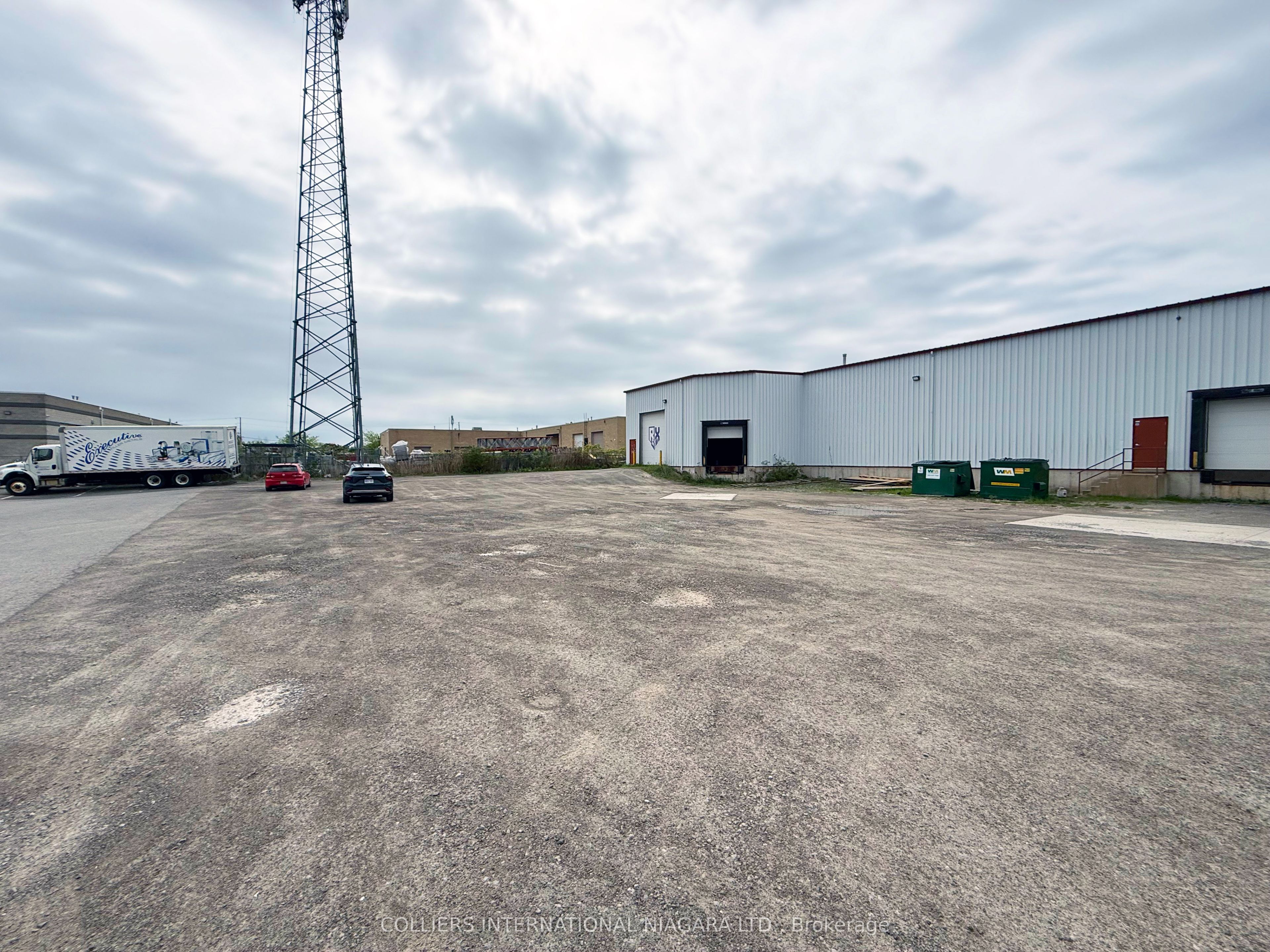 25 Commerce Place, St. Catharines, ON, L2R 6P7 photo 5
